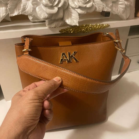 Anne Klein New Ak Hw Bucket Hobo in Black Lyst - Picture 5 of 16